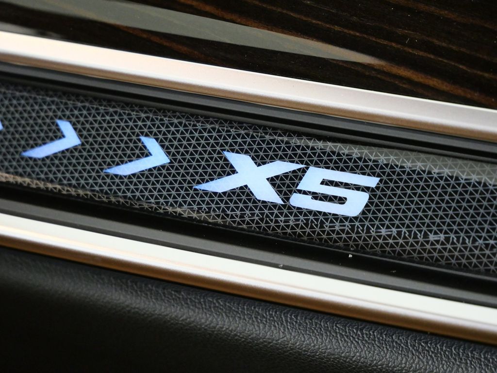 Thumbnail: 2026 BMW X5 - 24