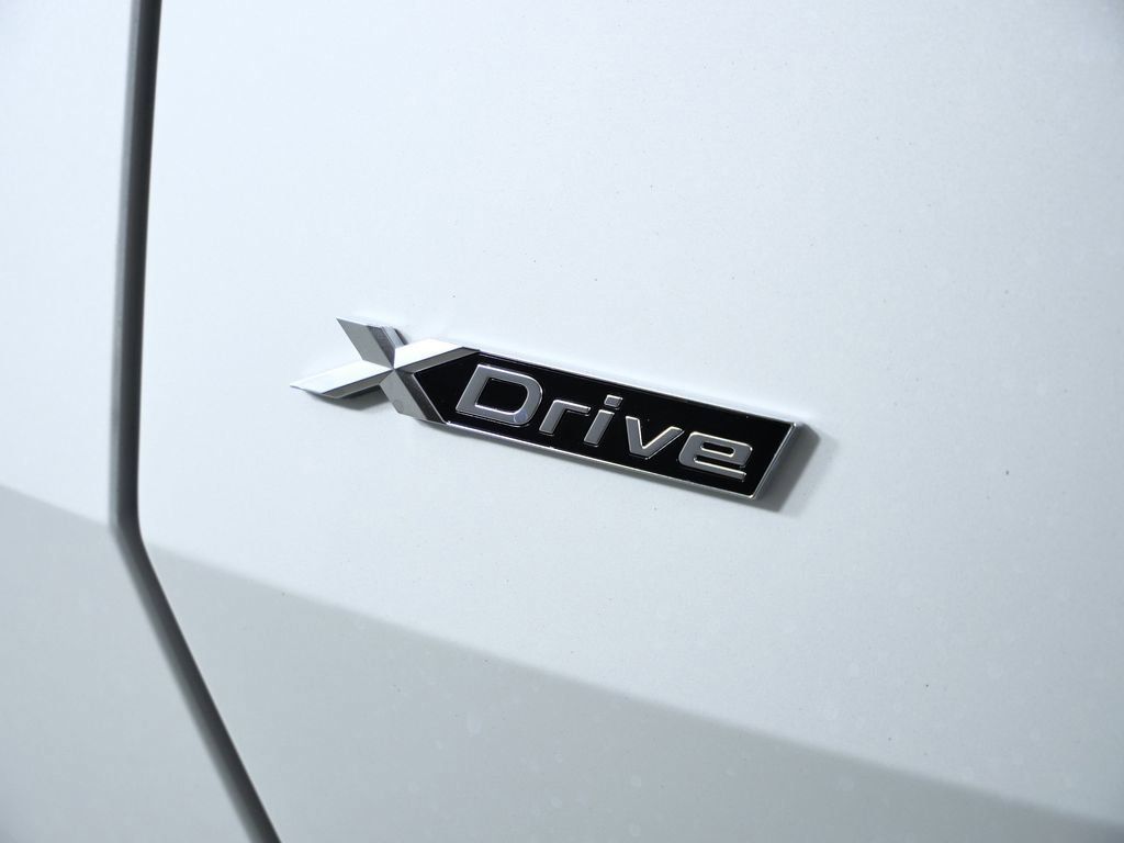 Thumbnail: 2026 BMW X3 - 15