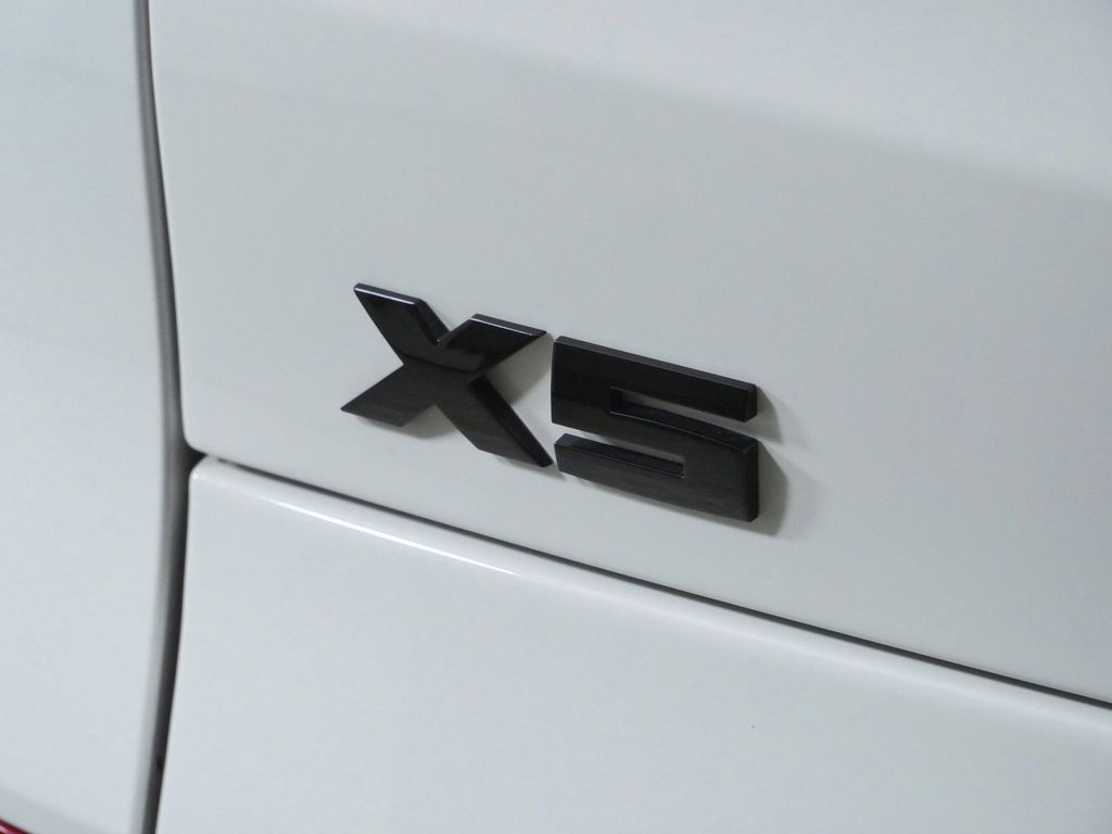 Thumbnail: 2025 BMW X5 - 15