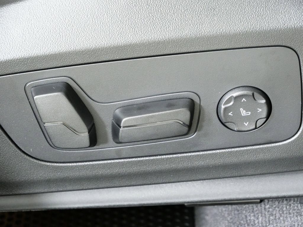 Thumbnail: 2026 BMW X1 - 24