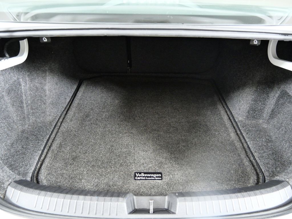 Thumbnail: 2019 Volkswagen Jetta - 26