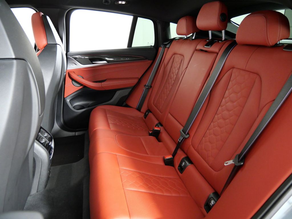 Thumbnail: 2023 BMW X4 - 32