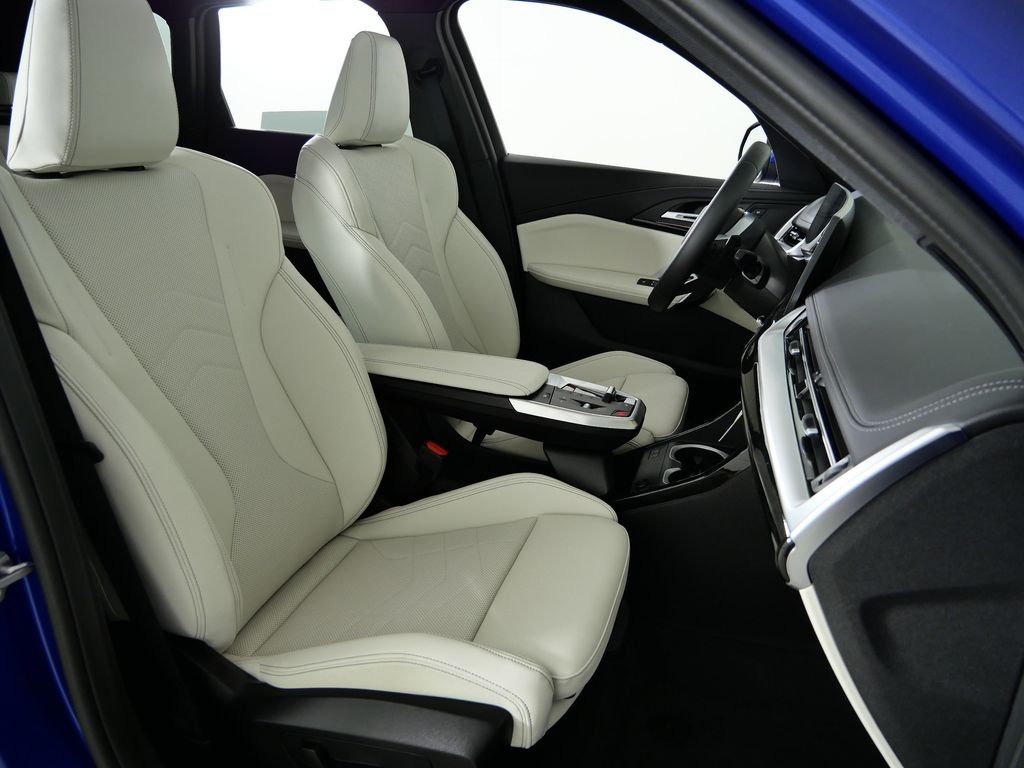 Thumbnail: 2026 BMW X1 - 21