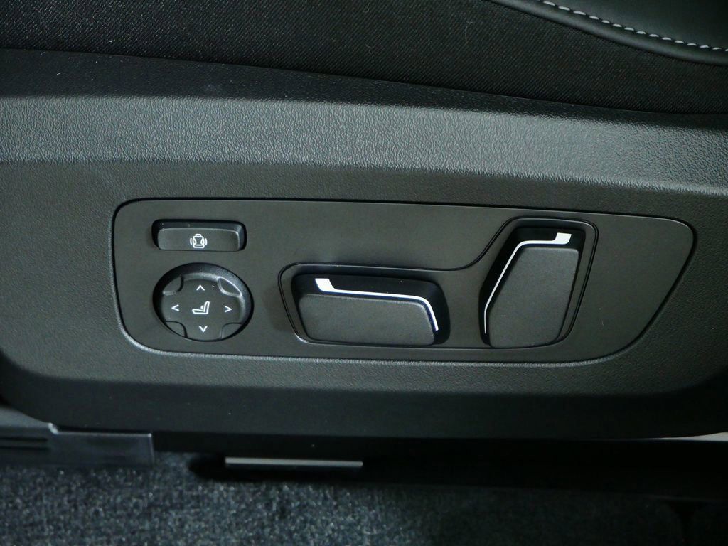 Thumbnail: 2026 BMW X3 - 35