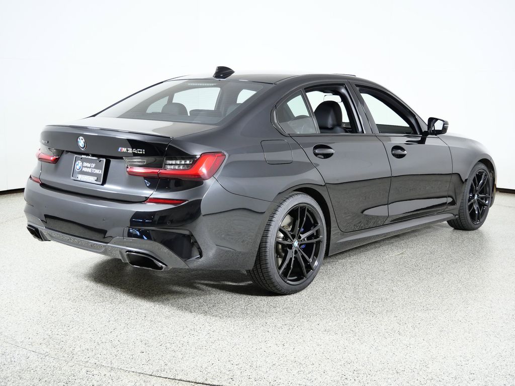 Thumbnail: 2021 BMW 3 Series - 10