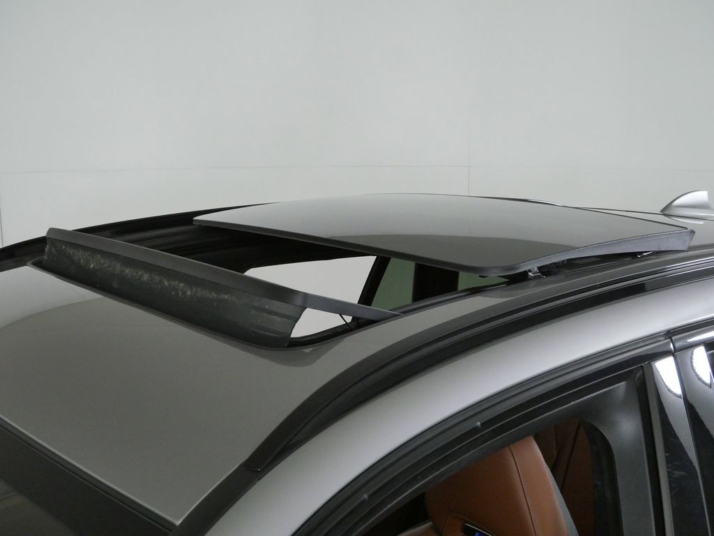 Thumbnail: 2020 BMW X3 - 17