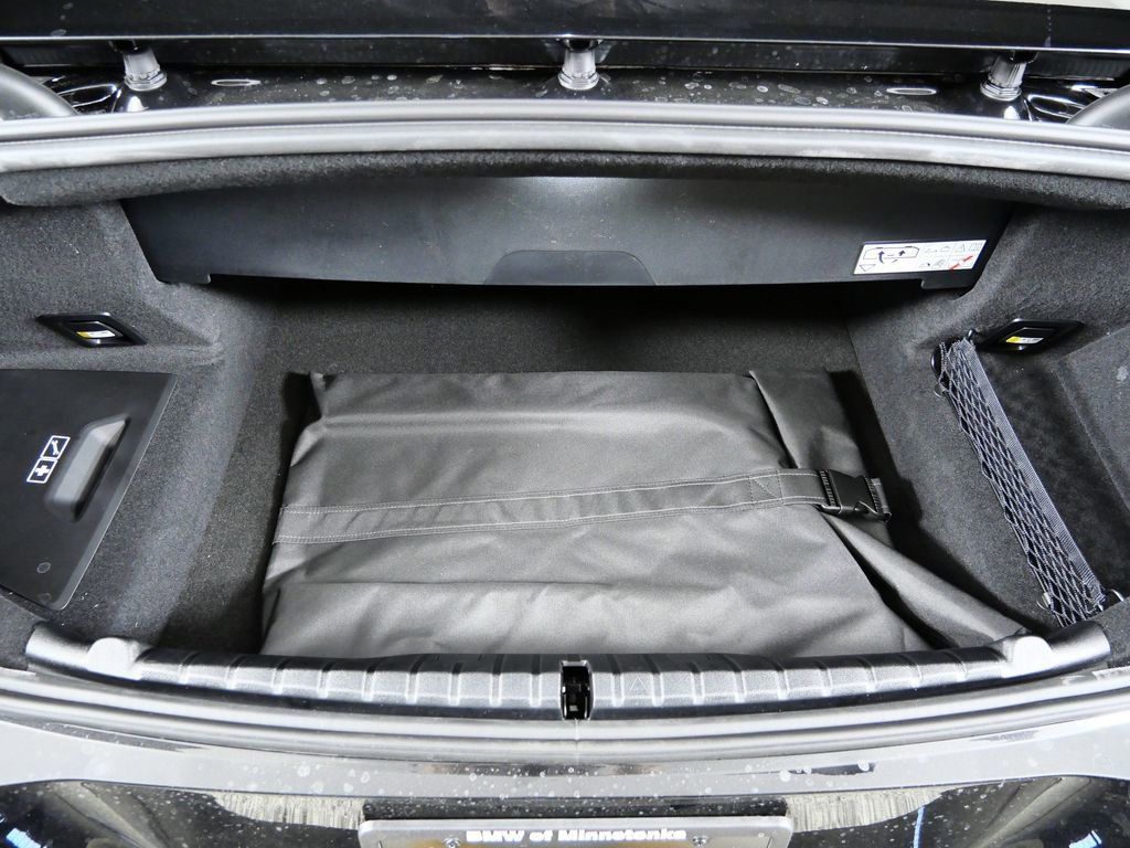 Thumbnail: 2026 BMW 8 Series - 28