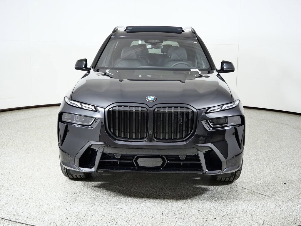 Thumbnail: 2026 BMW X7 - 4