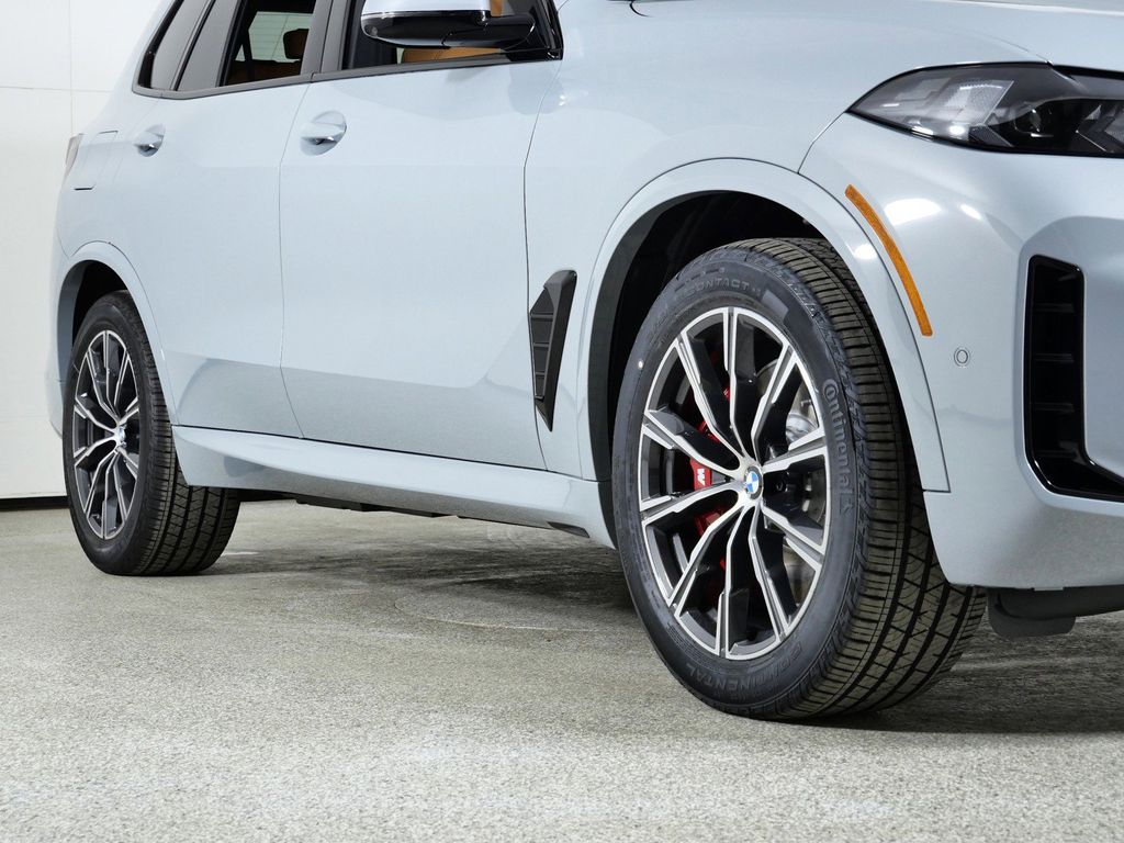 Thumbnail: 2026 BMW X5 - 6