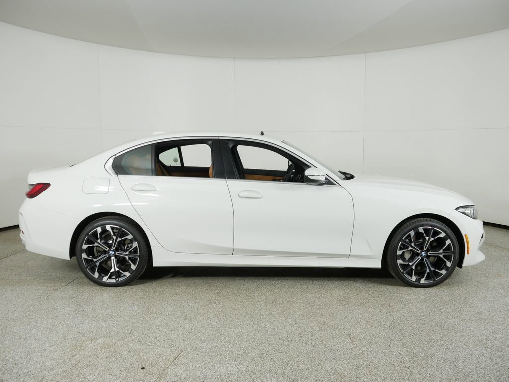 Thumbnail: 2025 BMW 3 Series - 9