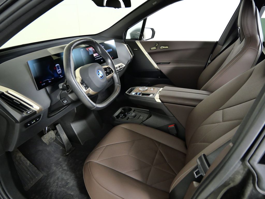Thumbnail: 2023 BMW iX - 38