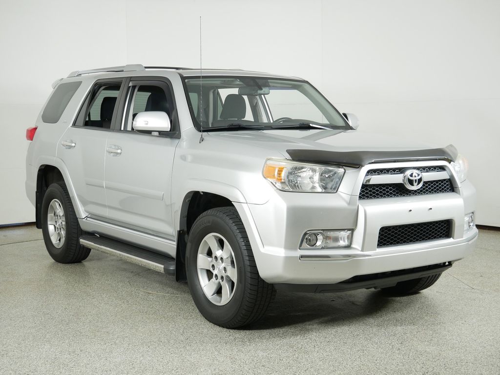 Thumbnail: 2012 Toyota 4Runner - 3