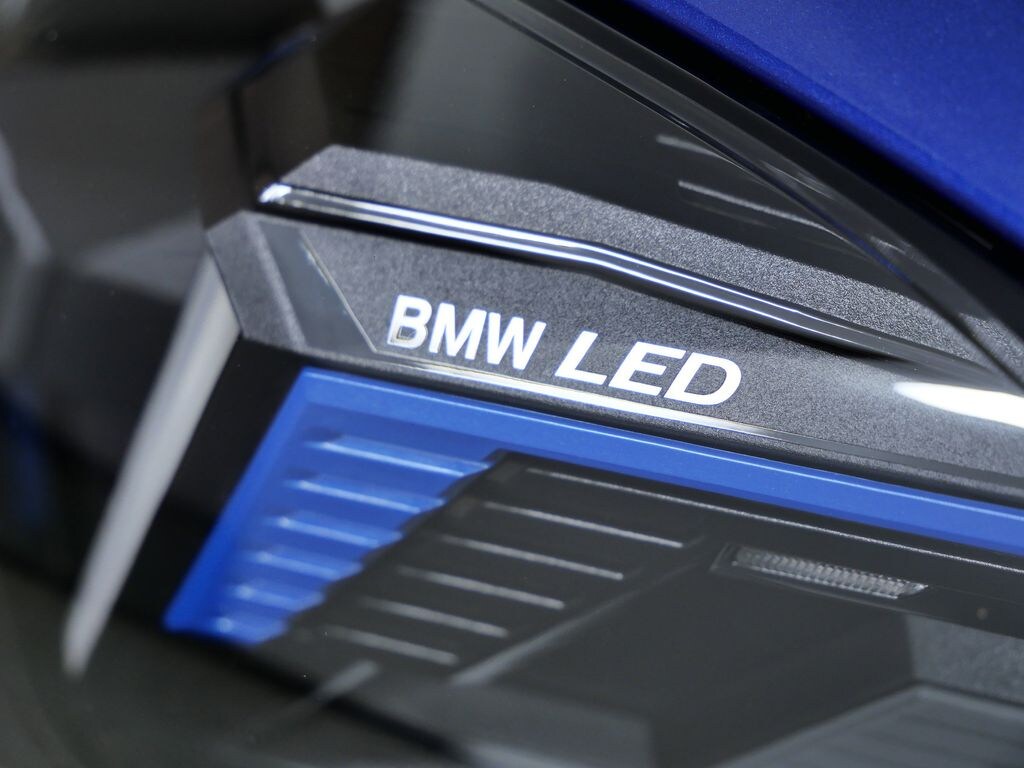 New 2025 BMW i4 xDrive40 Hatchback