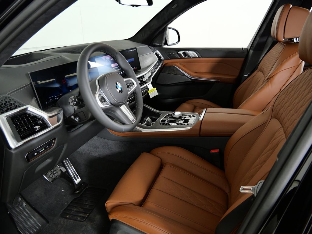 Thumbnail: 2026 BMW X7 - 35