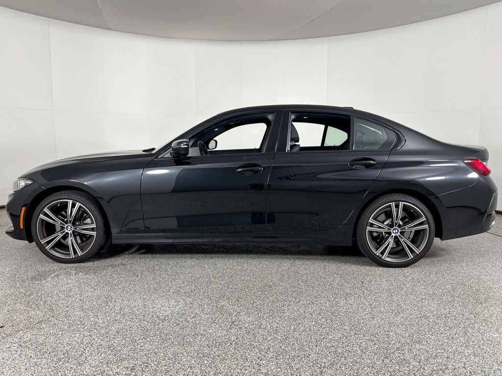 Thumbnail: 2023 BMW 3 Series - 6