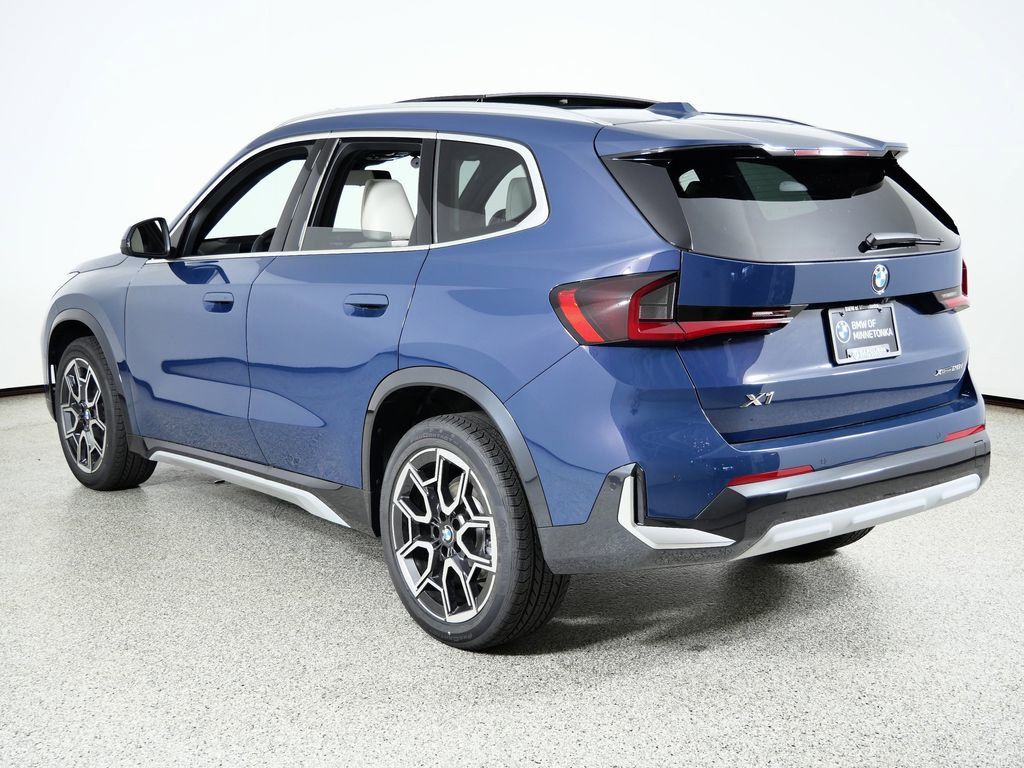 Thumbnail: 2026 BMW X1 - 16