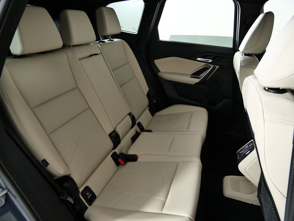 Thumbnail: 2024 BMW X1 - 29