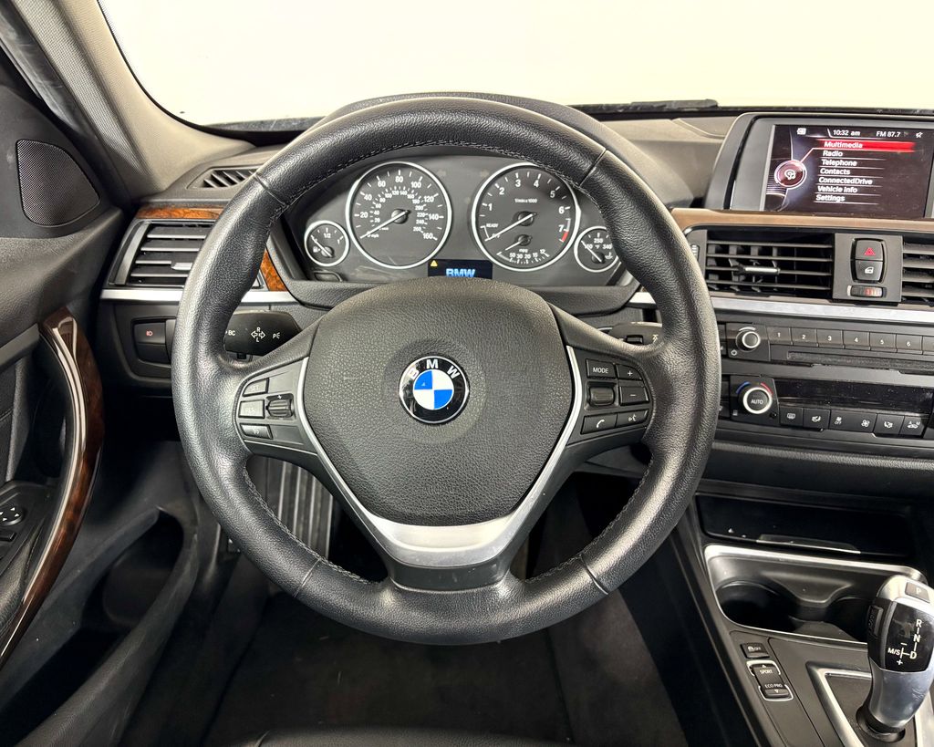 Thumbnail: 2015 BMW 3 Series - 8
