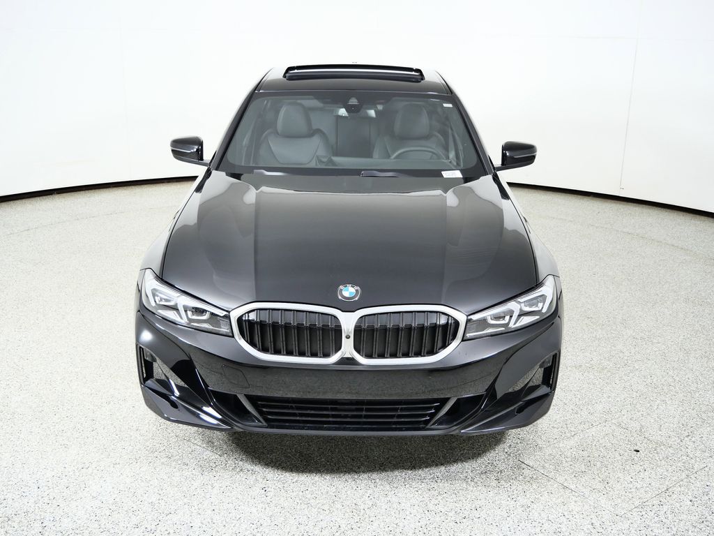 Thumbnail: 2026 BMW 3 Series - 16