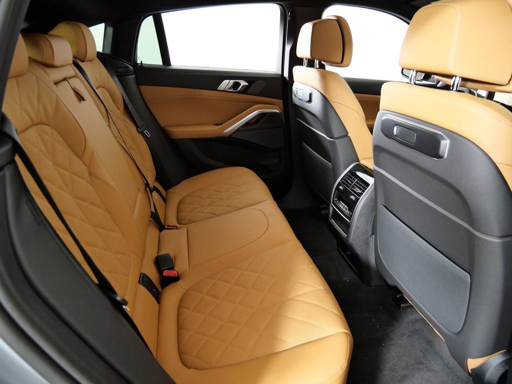 Thumbnail: 2026 BMW X6 - 28