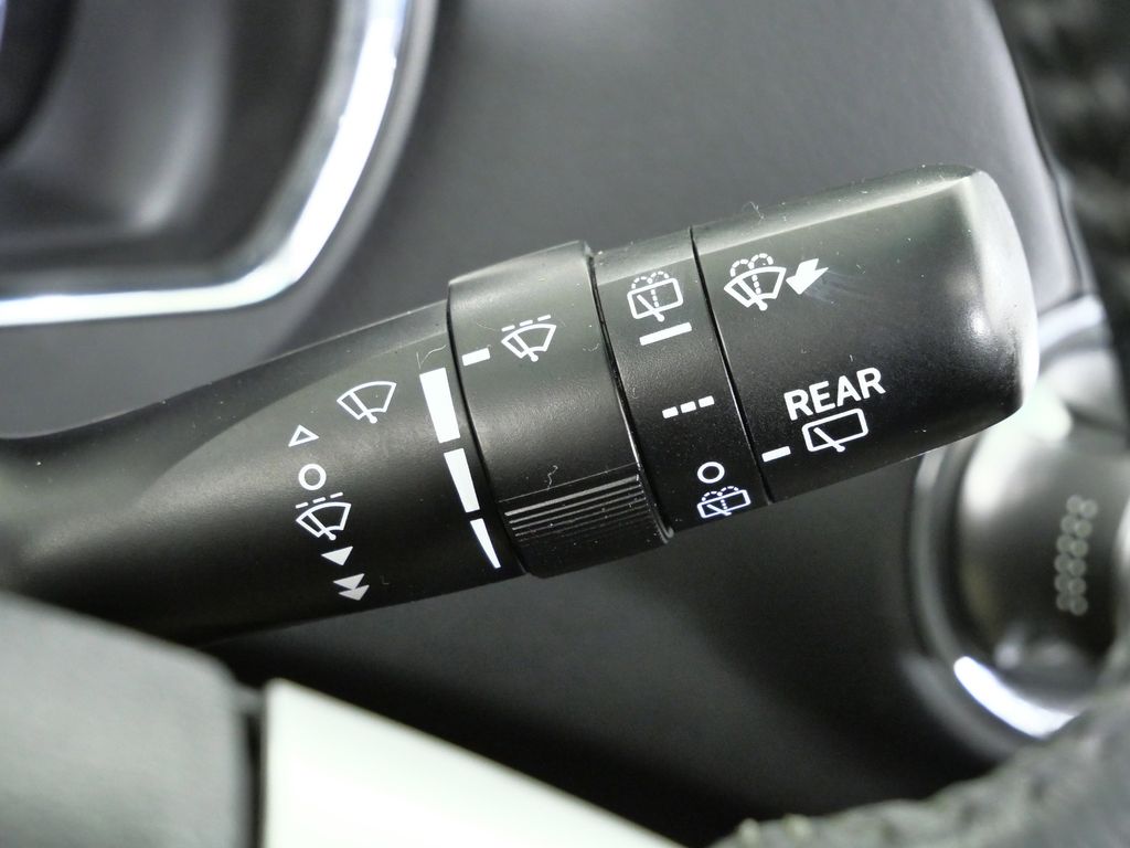 Thumbnail: 2011 Toyota Highlander - 47