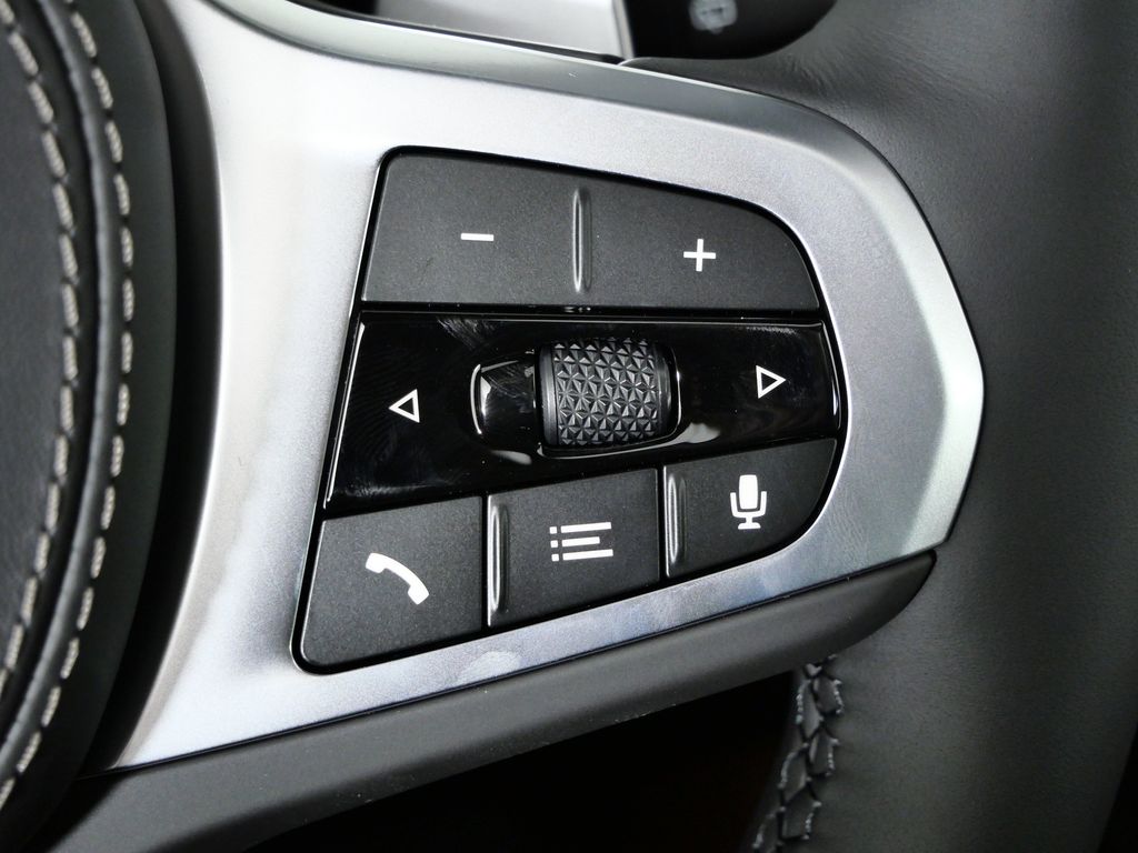 Thumbnail: 2026 BMW X5 - 42