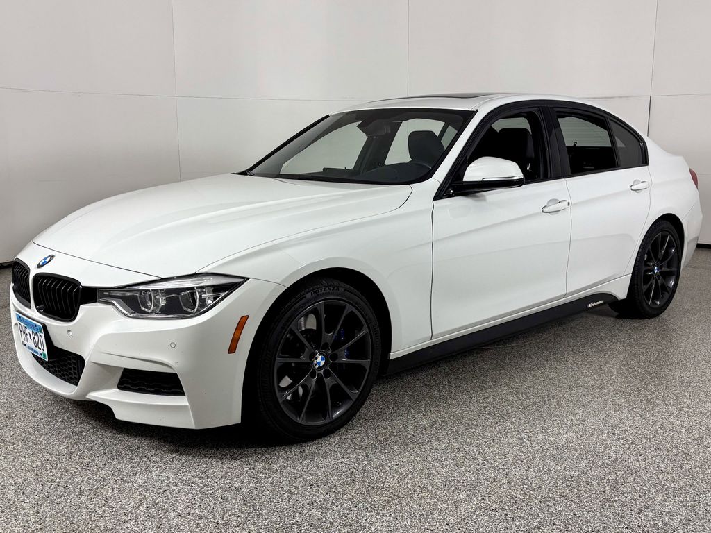 Thumbnail: 2017 BMW 3 Series - 1