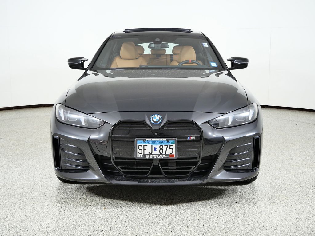 Thumbnail: 2025 BMW i4 - 3