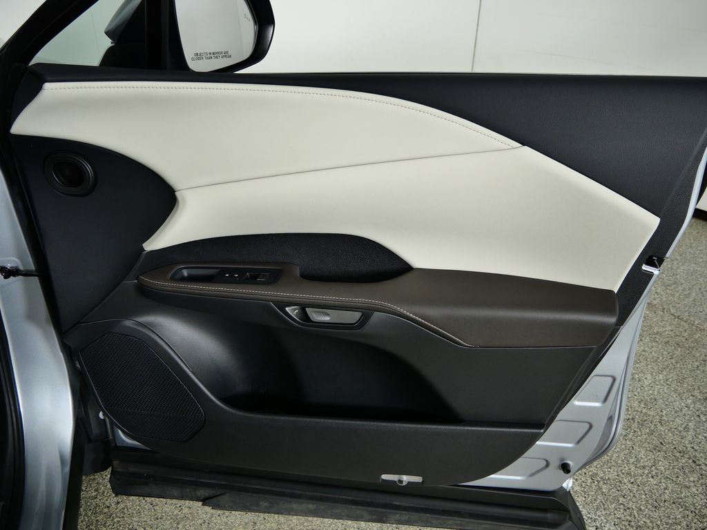 Thumbnail: 2023 Lexus RX - 20