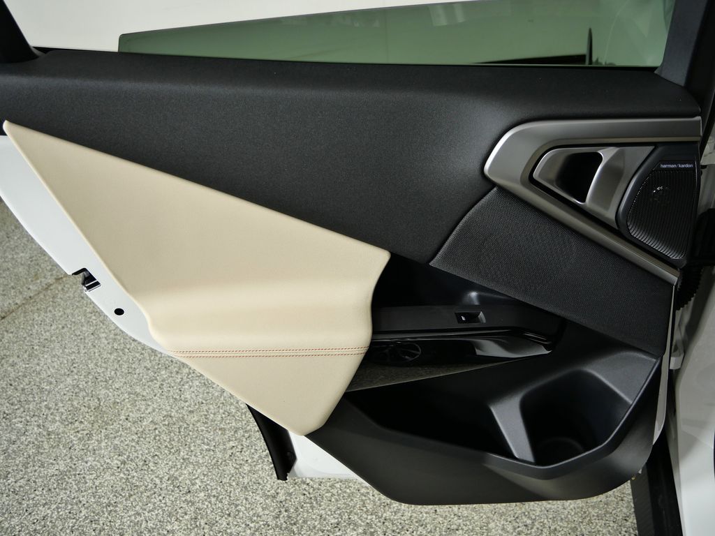 Thumbnail: 2026 BMW X3 - 27