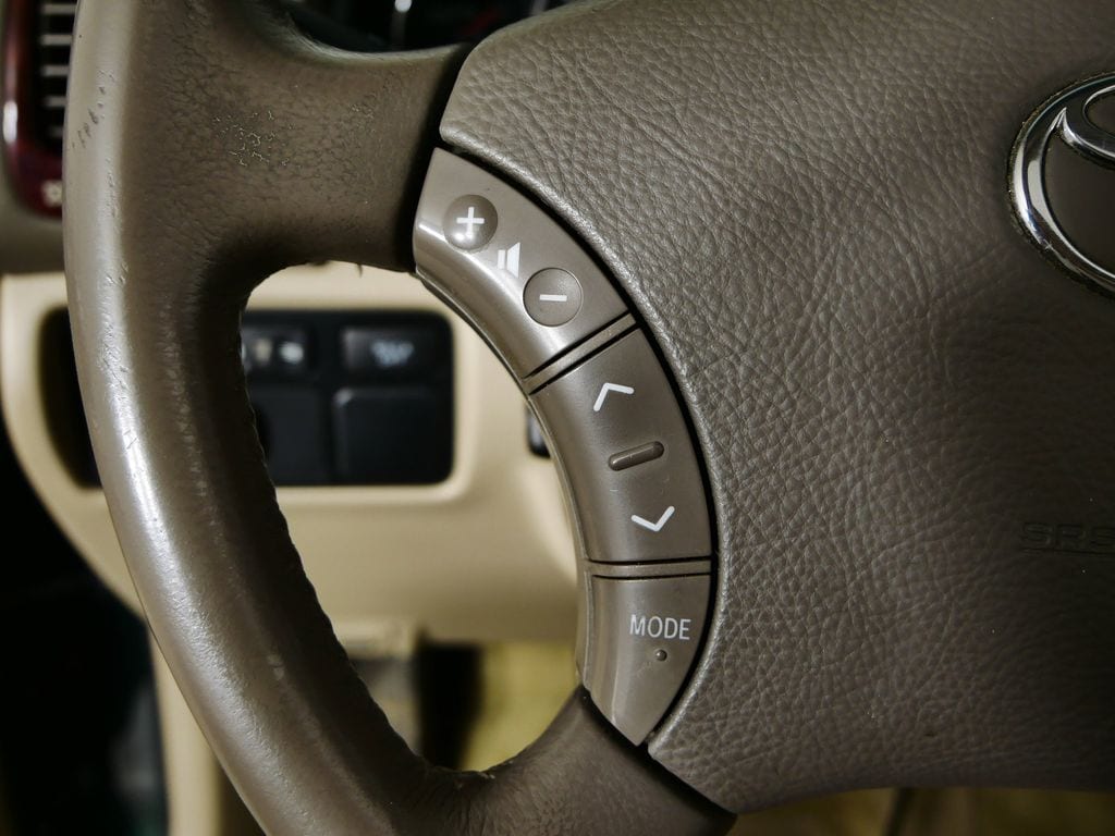 Thumbnail: 2004 Toyota Land Cruiser - 34