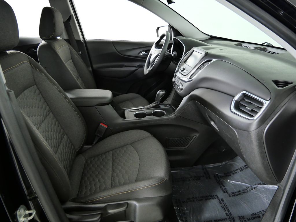 Thumbnail: 2018 Chevrolet Equinox - 20