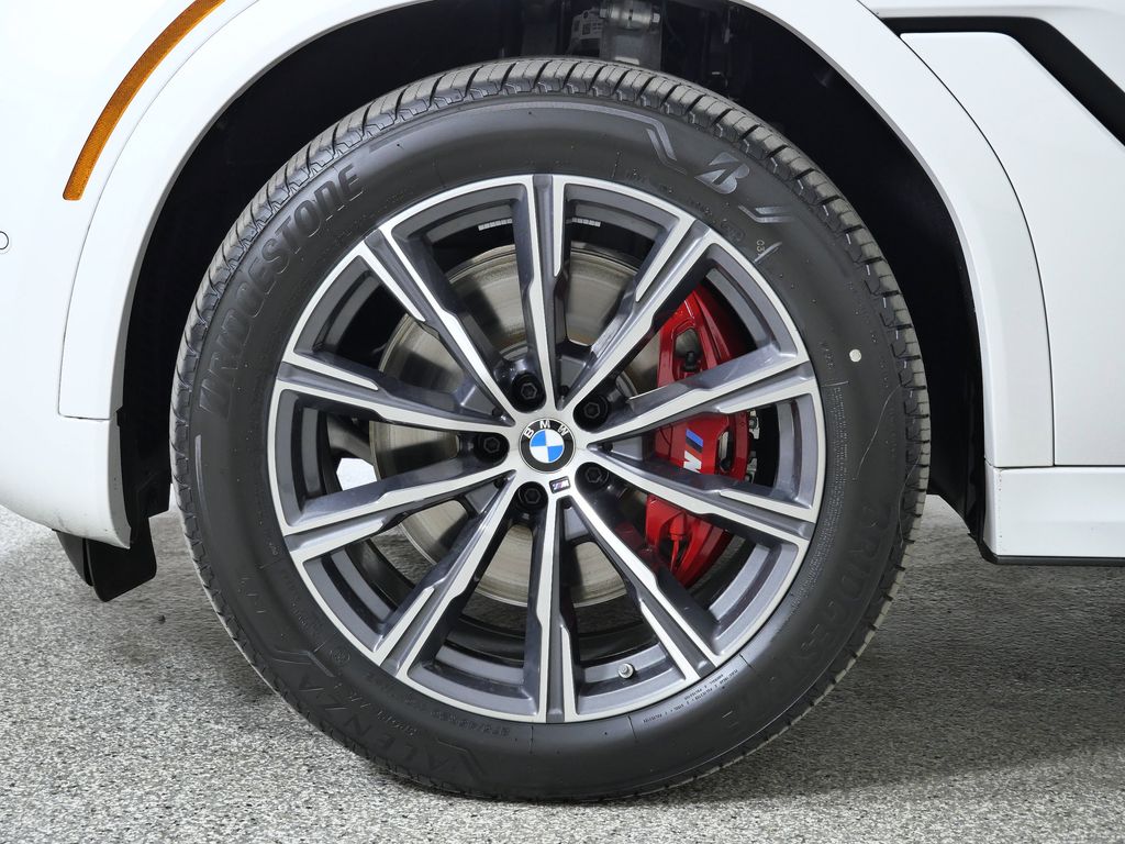Thumbnail: 2026 BMW X6 - 17