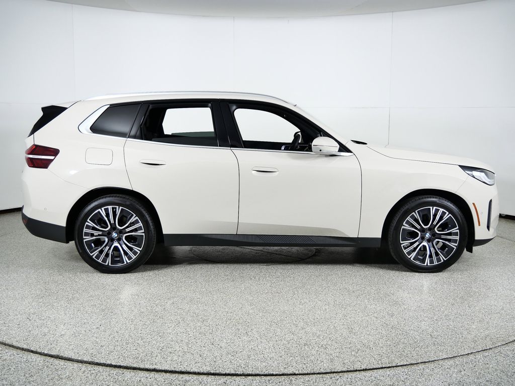 Thumbnail: 2025 BMW X3 - 10