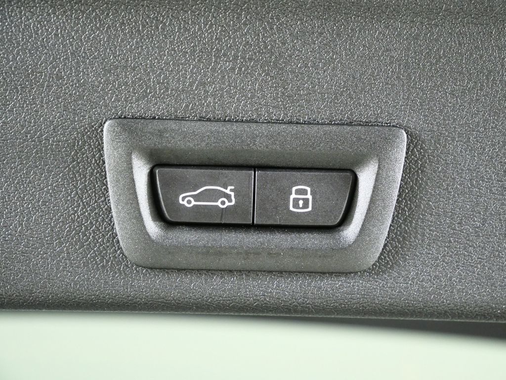 Thumbnail: 2026 BMW X6 - 29