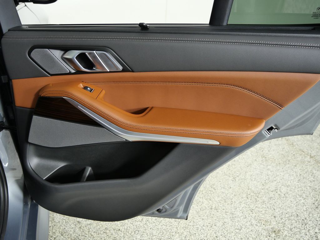 Thumbnail: 2025 BMW X5 - 30