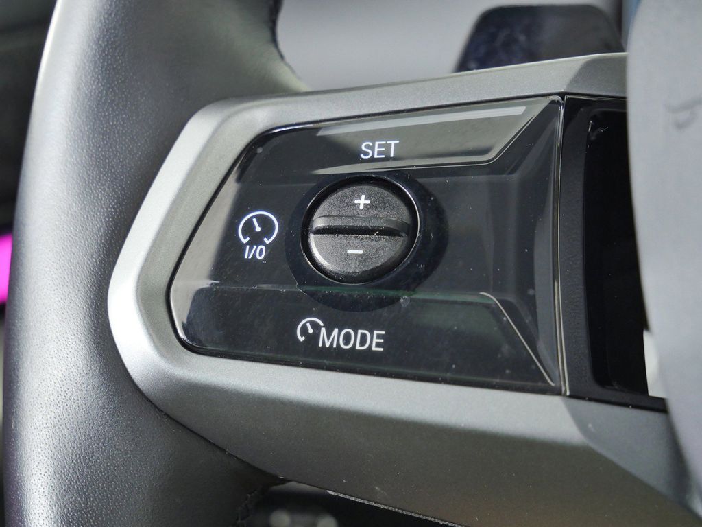 Thumbnail: 2026 BMW i5 - 42