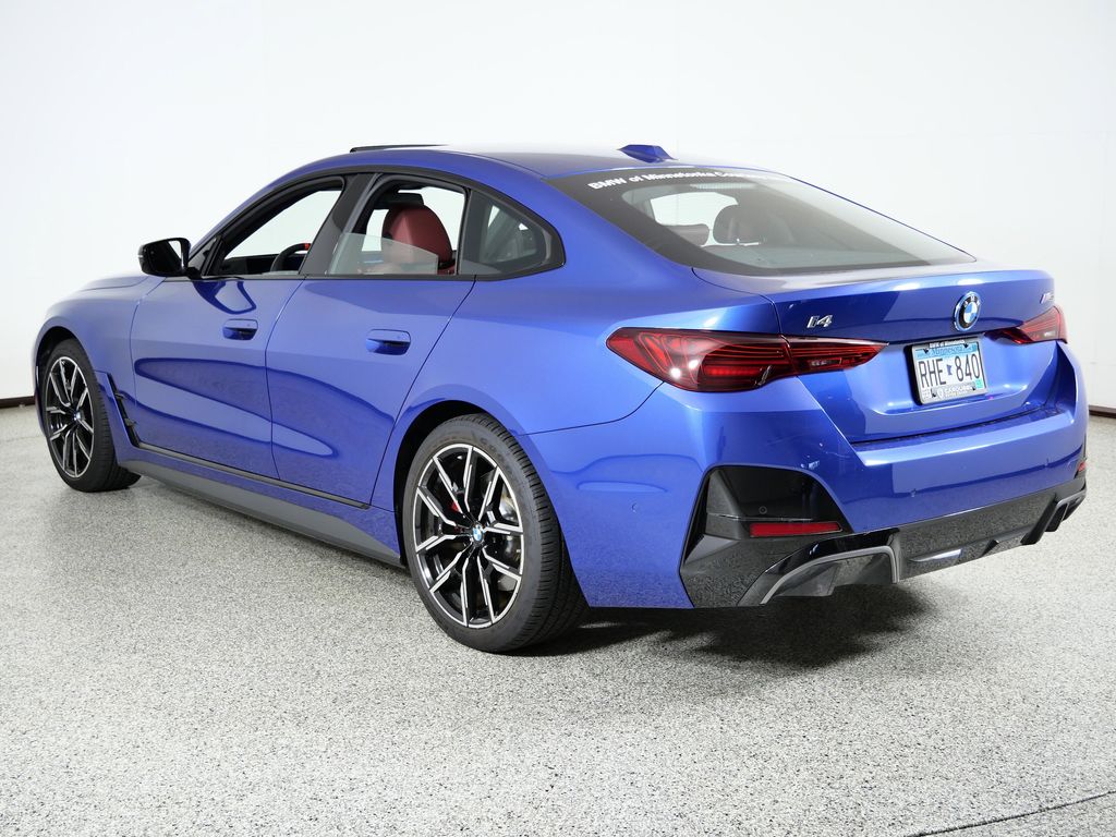 Thumbnail: 2025 BMW i4 - 15