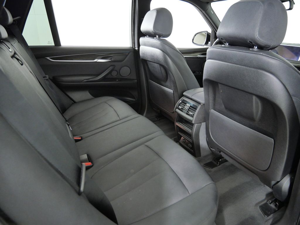 Thumbnail: 2017 BMW X5 - 25