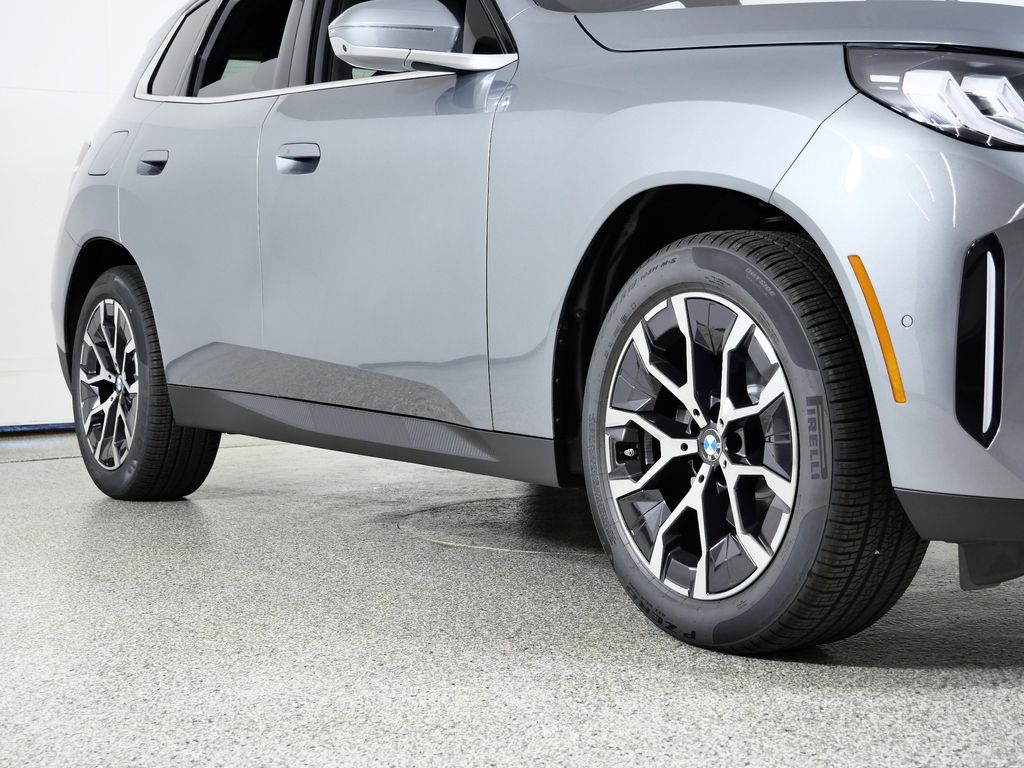 Thumbnail: 2026 BMW X3 - 6