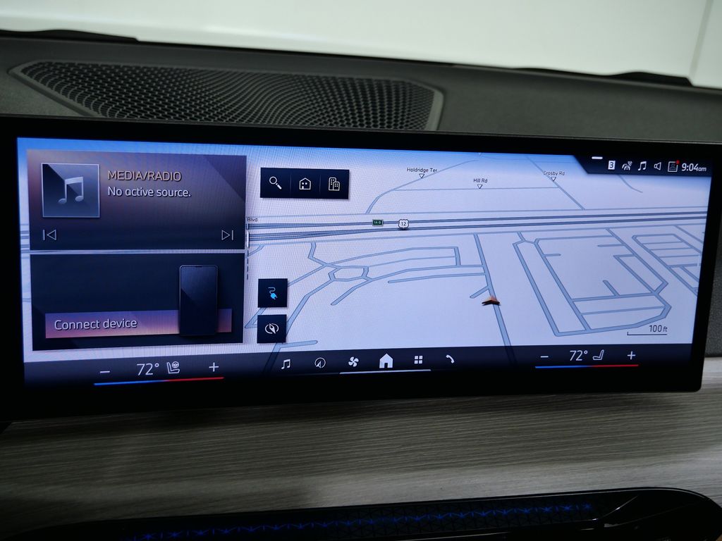 Thumbnail: 2026 BMW i4 - 42