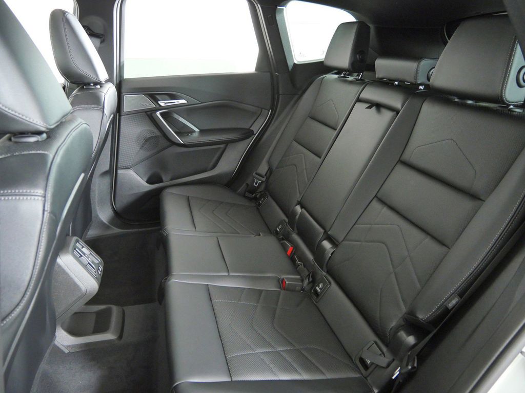 Thumbnail: 2026 BMW X1 - 30