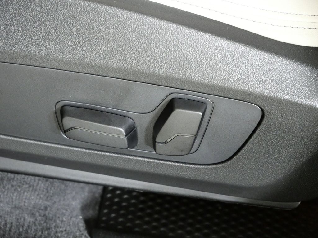 Thumbnail: 2026 BMW X1 - 42