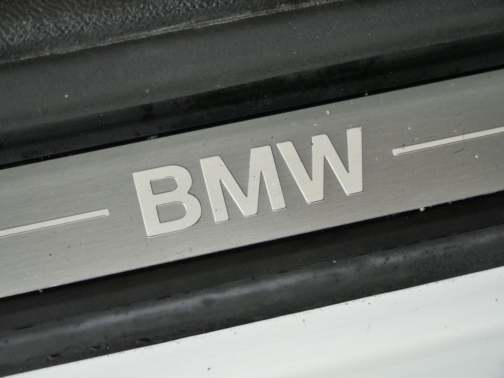 Thumbnail: 2023 BMW 3 Series - 28