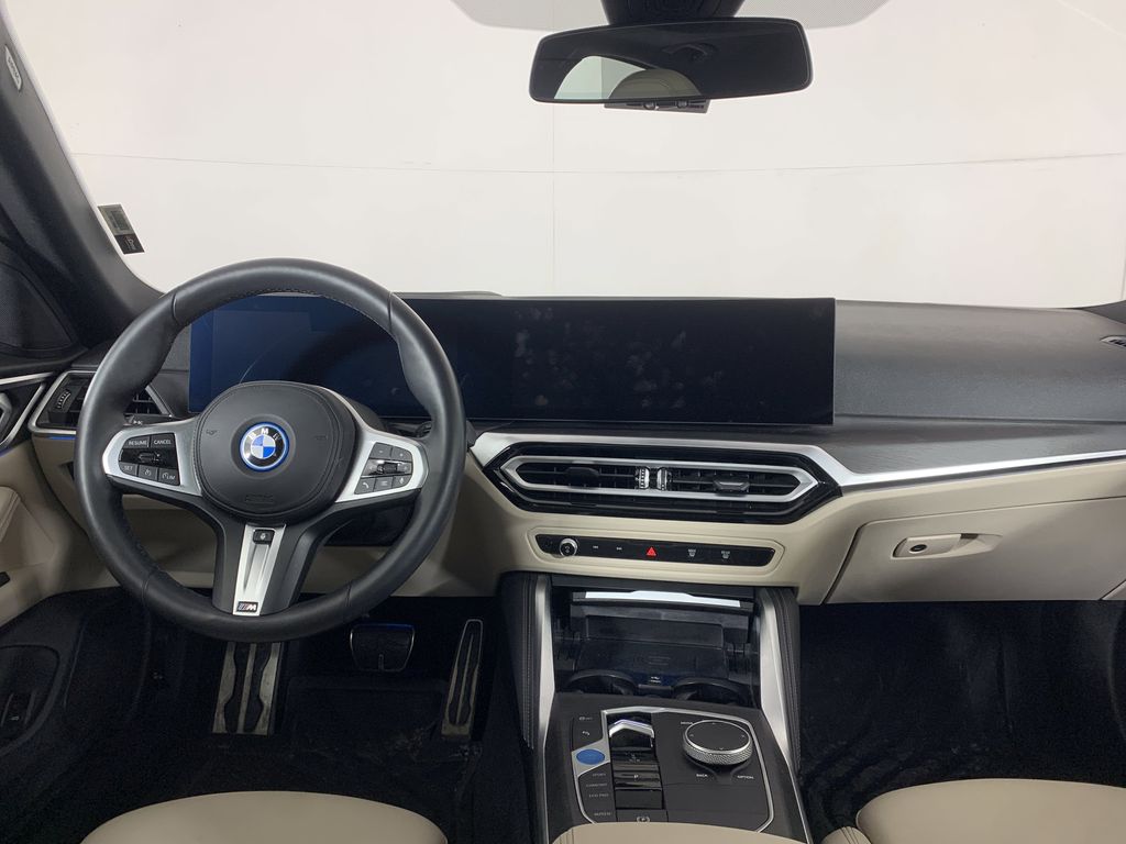 Thumbnail: 2024 BMW i4 - 9