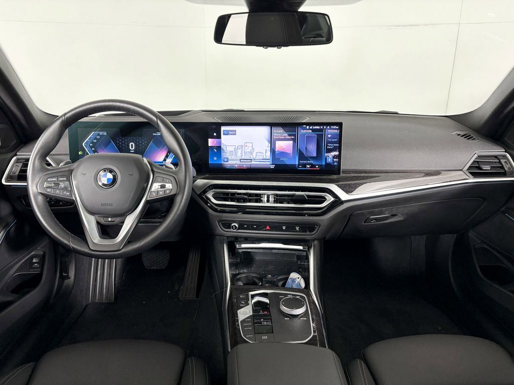 Thumbnail: 2023 BMW 3 Series - 10