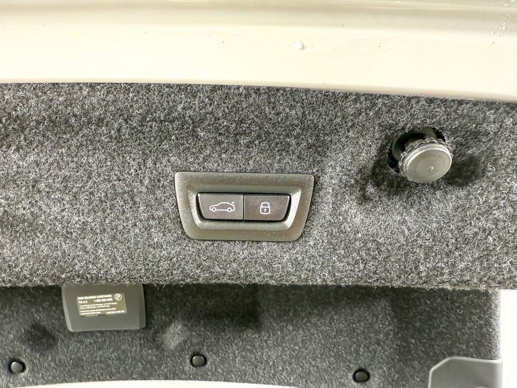 Thumbnail: 2026 BMW 4 Series - 19