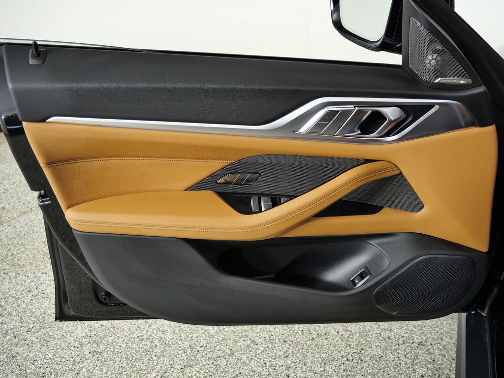 Thumbnail: 2026 BMW i4 - 32