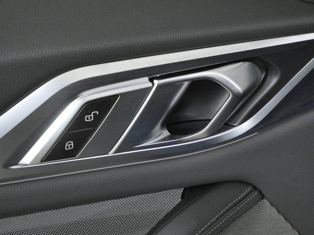 Thumbnail: 2026 BMW 4 Series - 35