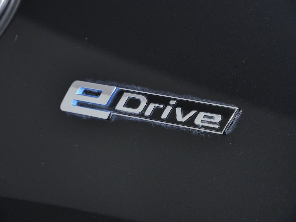 Thumbnail: 2018 BMW X5 - 14